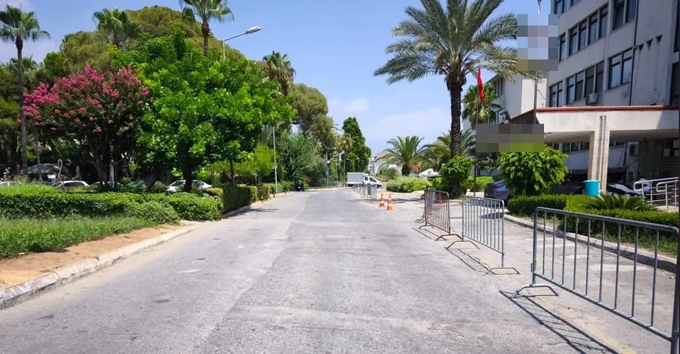 Alanya Belediyesi — Eski Belediye Binası Otoparkı