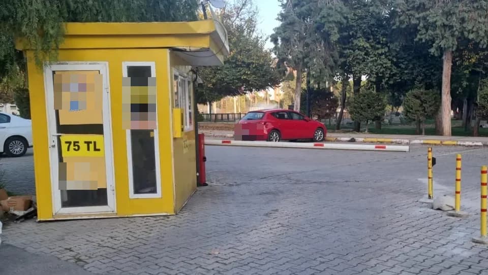 Mersin — Kongre Otoparkı